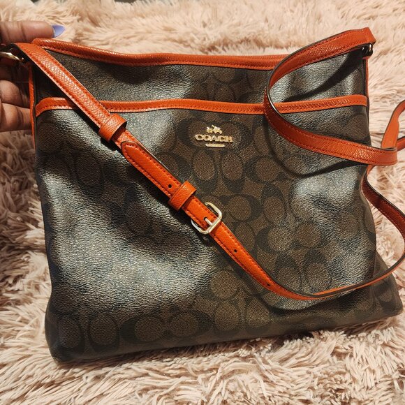 Coach crossbody bag - Picture 1 of 4